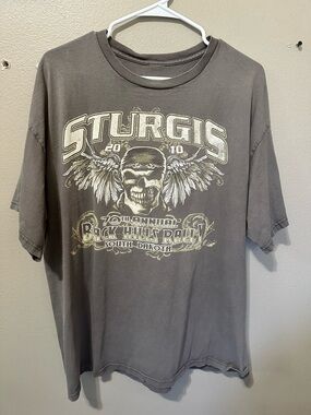Sturgis 2010 70th Annual Black Hills Rally Skull Graphic T-Shirt